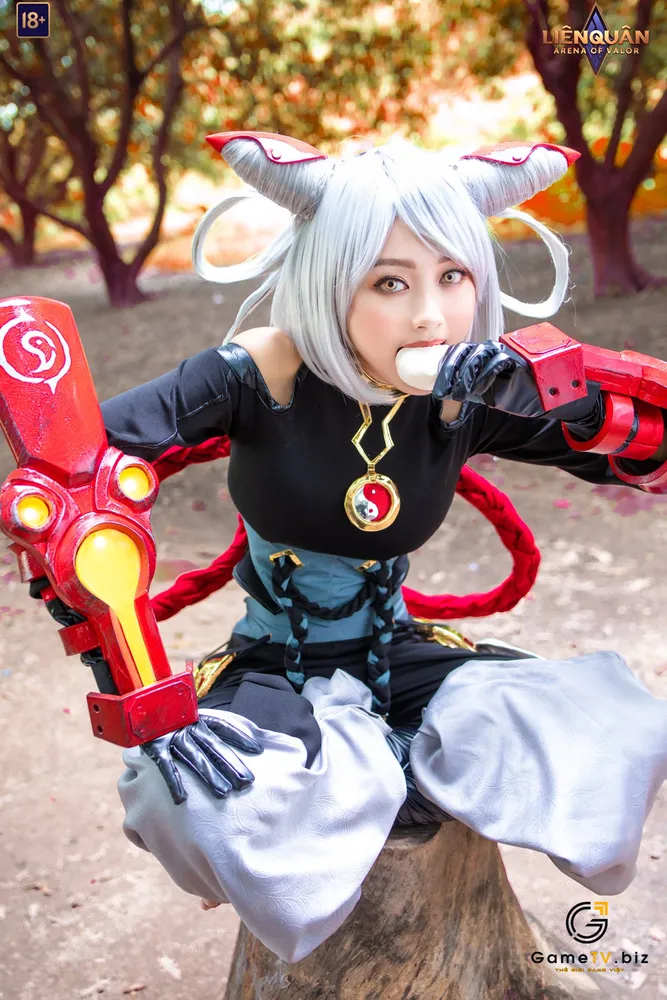 anh cosplay qi 10